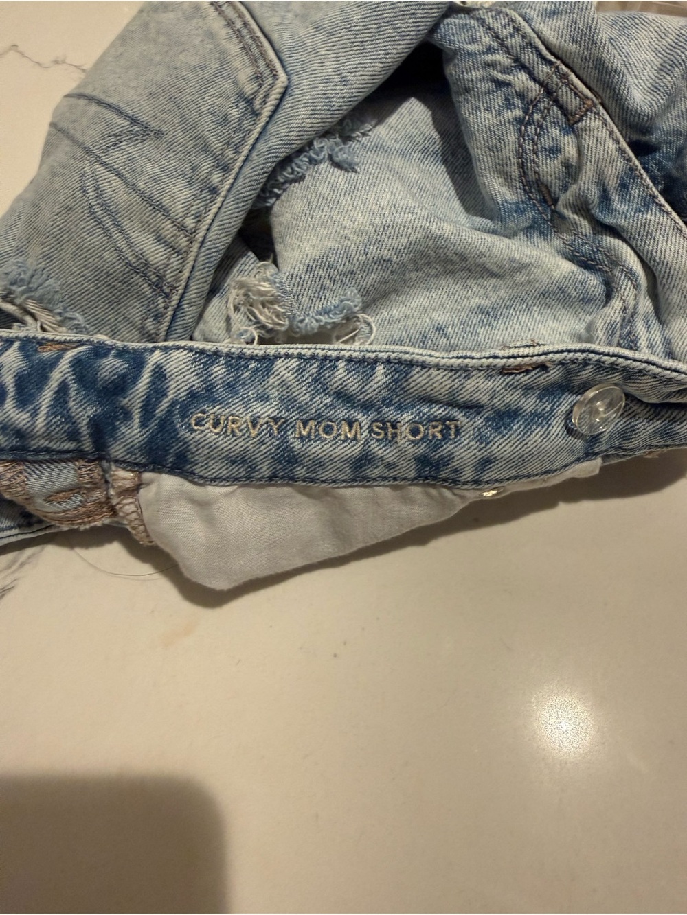 American Eagle Outfitters Light Blue Distressed Denim Shorts - Picture 4 of 4